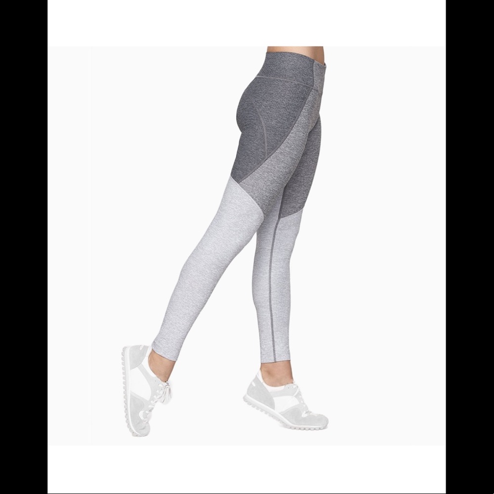 Outdoor Voices Tri-Tone Warmup Legging - Graphite/Ash/Dove, size S